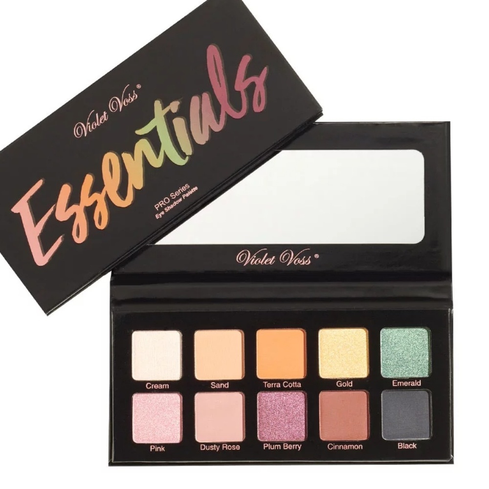 Violet Voss Essentials Palette